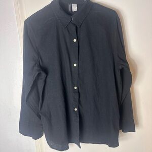 Black Linen Button-Up Shirt. Men’s size S